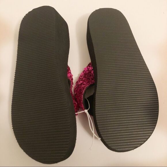 Girls wedge flip flops with pink sequin straps - Picture 4 of 5